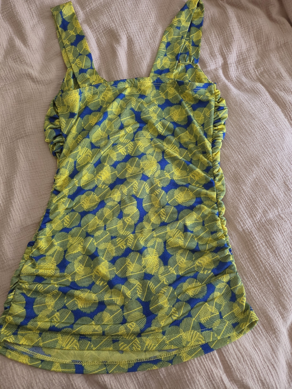 Twist-Front Printed Tank Top - Picture 2 of 2